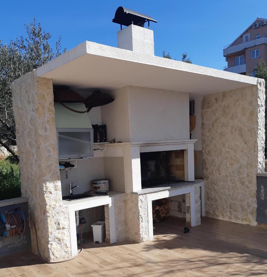Croatica Suites Podsolarsko Šibenik Eksteriør bilde
