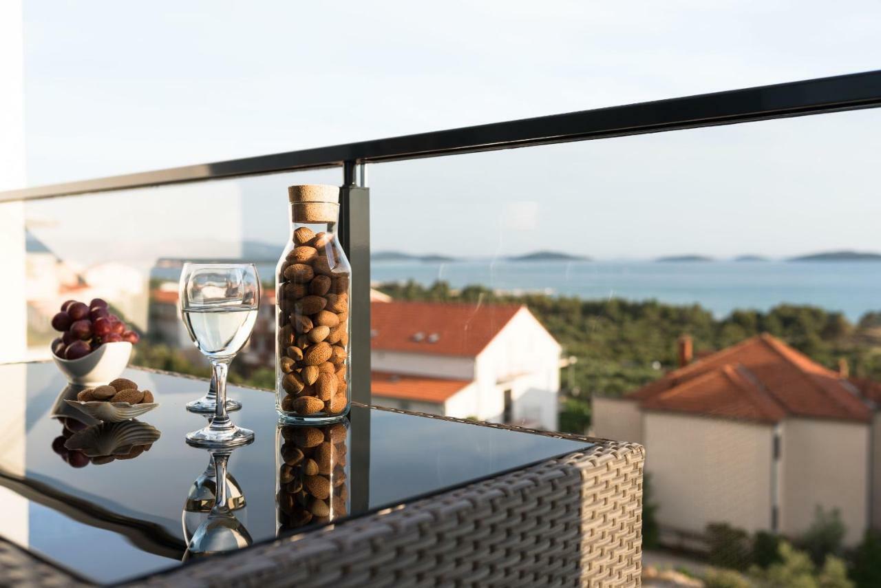 Croatica Suites Podsolarsko Šibenik Eksteriør bilde